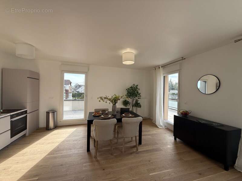 Appartement à MONT-SAINT-AIGNAN