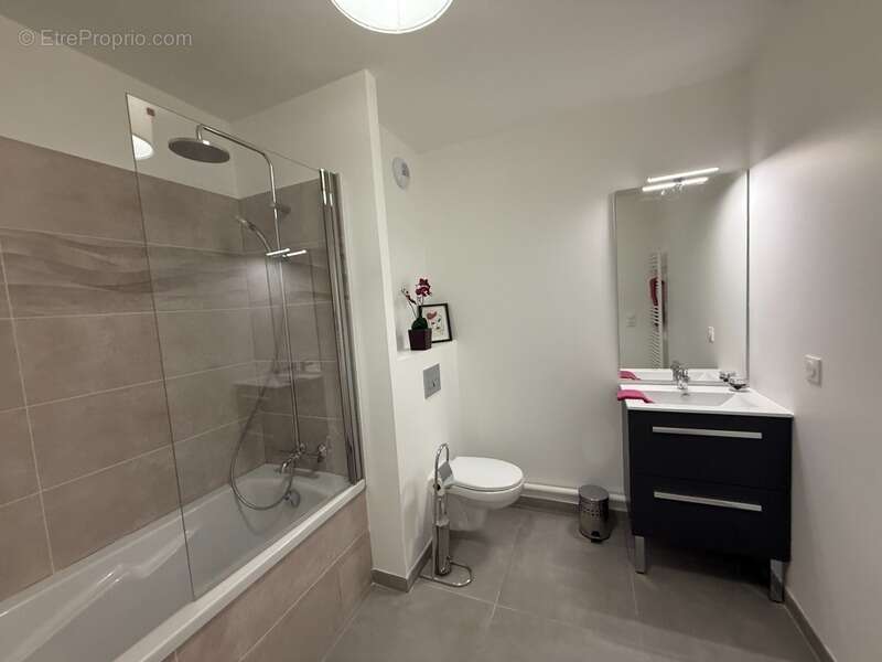 Appartement à MONT-SAINT-AIGNAN