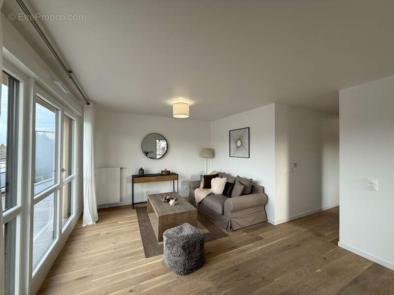 Appartement à MONT-SAINT-AIGNAN