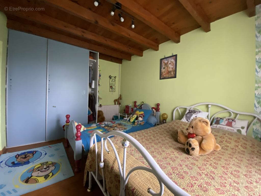 Maison à MONCRABEAU