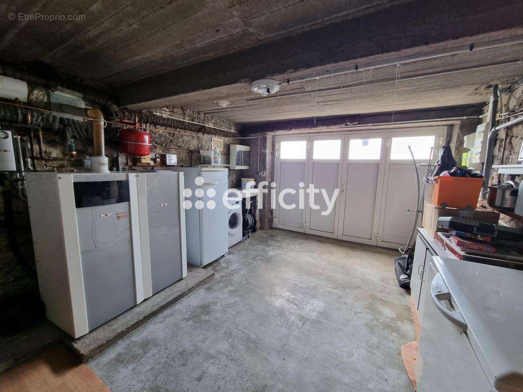 Maison à SAINT-ALBAN-SUR-LIMAGNOLE