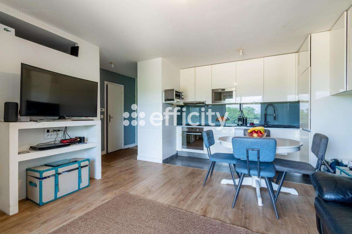 Appartement à VILLENEUVE-LE-ROI