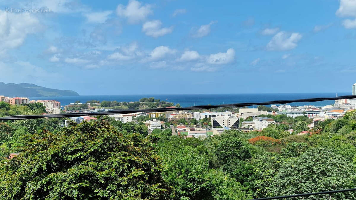 Maison à FORT-DE-FRANCE