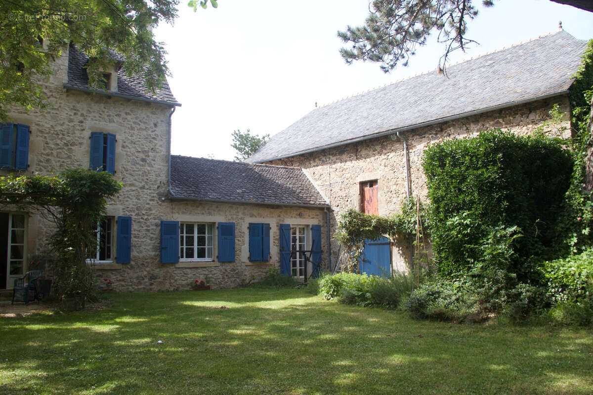 Maison à VAUREILLES