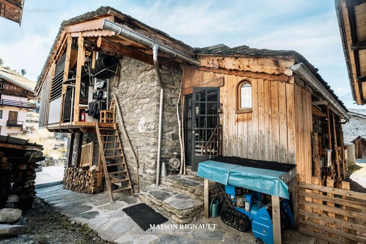 Maison à MONTVALEZAN