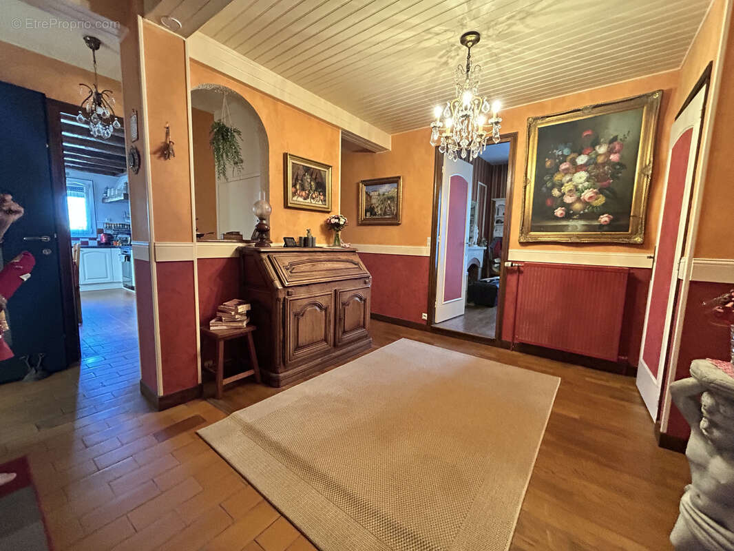 Maison à BONNIERES-SUR-SEINE