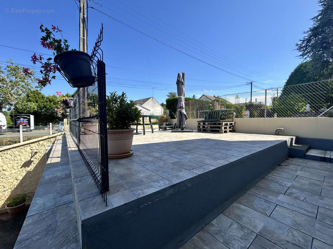 Maison à BONNIERES-SUR-SEINE