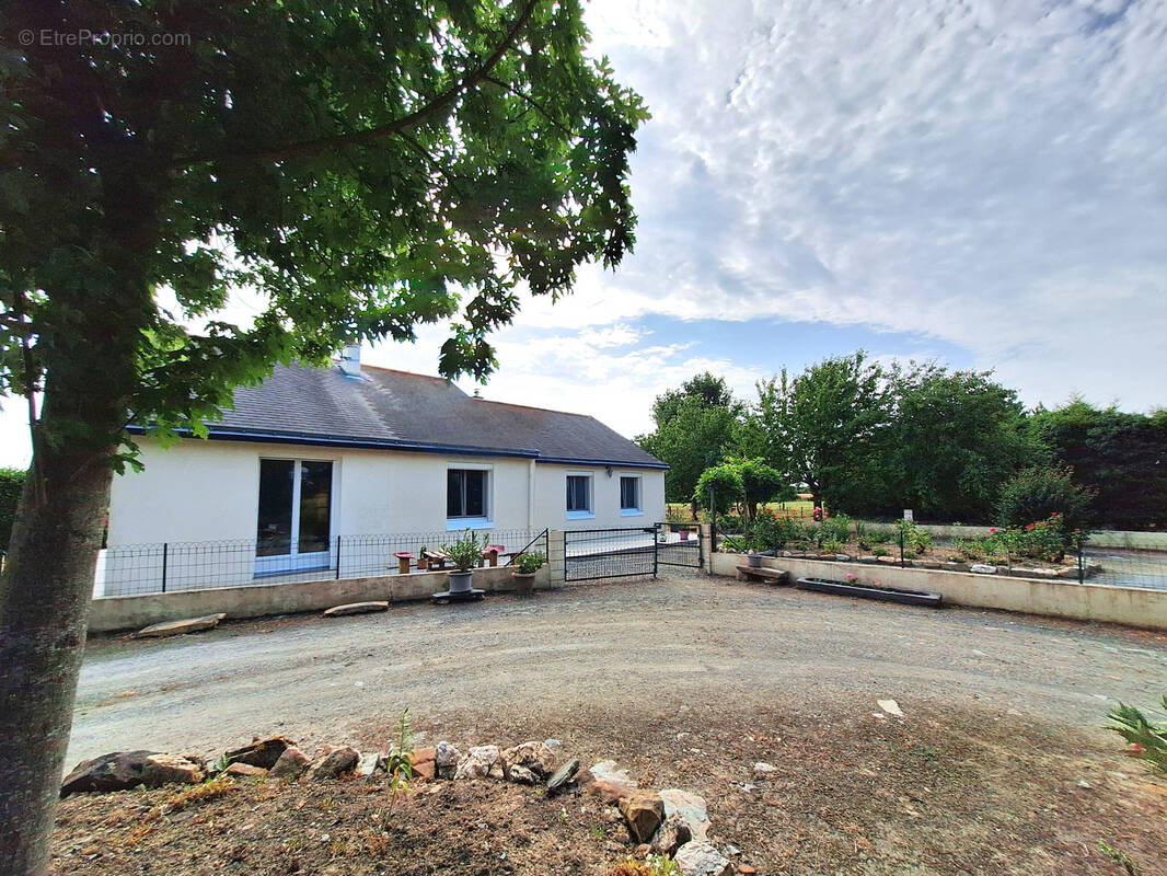Maison à LE LION-D&#039;ANGERS