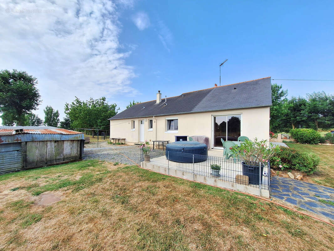 Maison à LE LION-D&#039;ANGERS