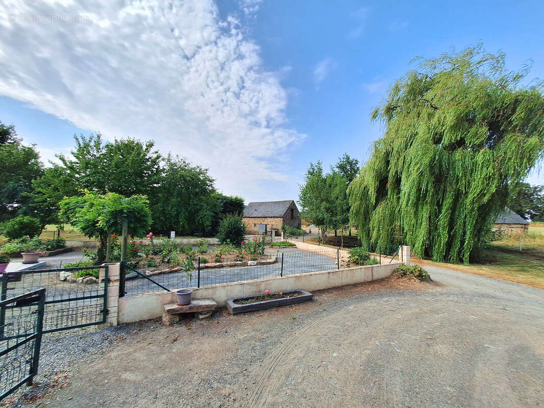 Maison à LE LION-D&#039;ANGERS