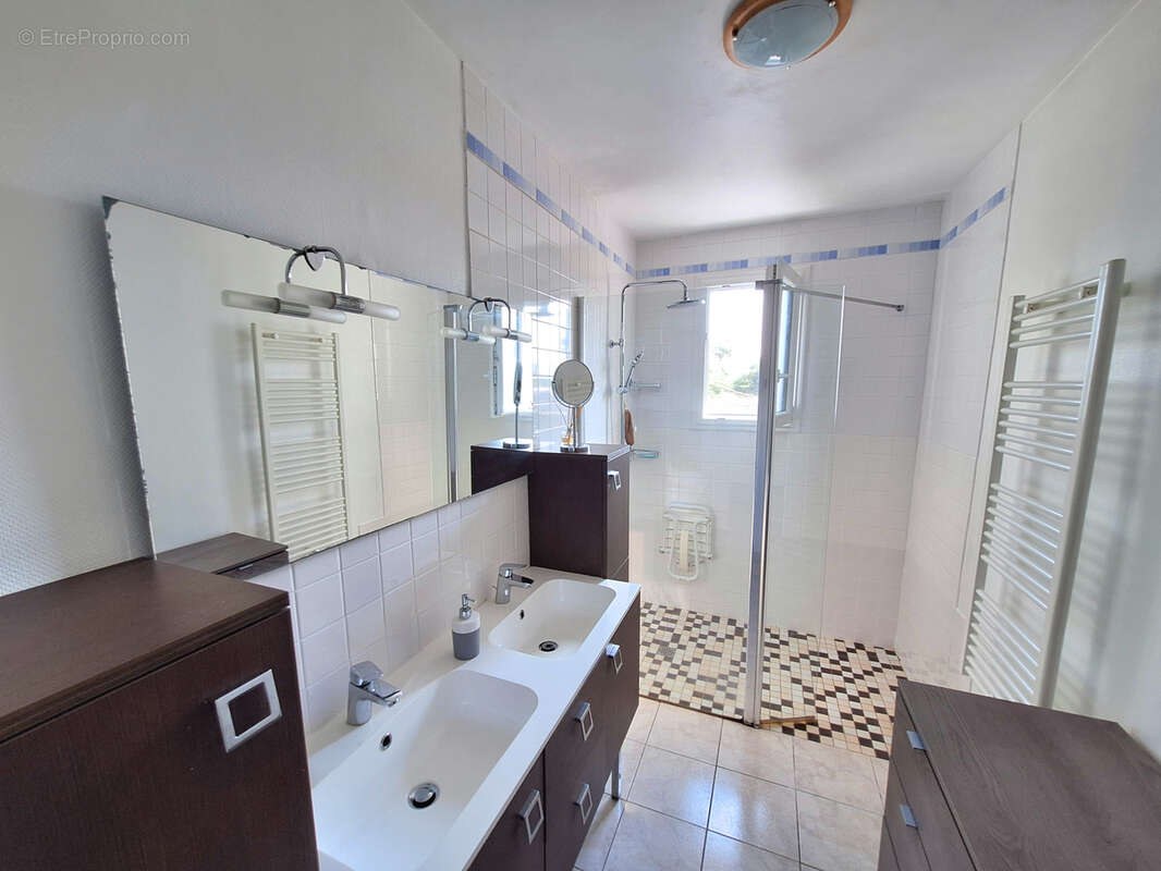 Maison à LE LION-D&#039;ANGERS