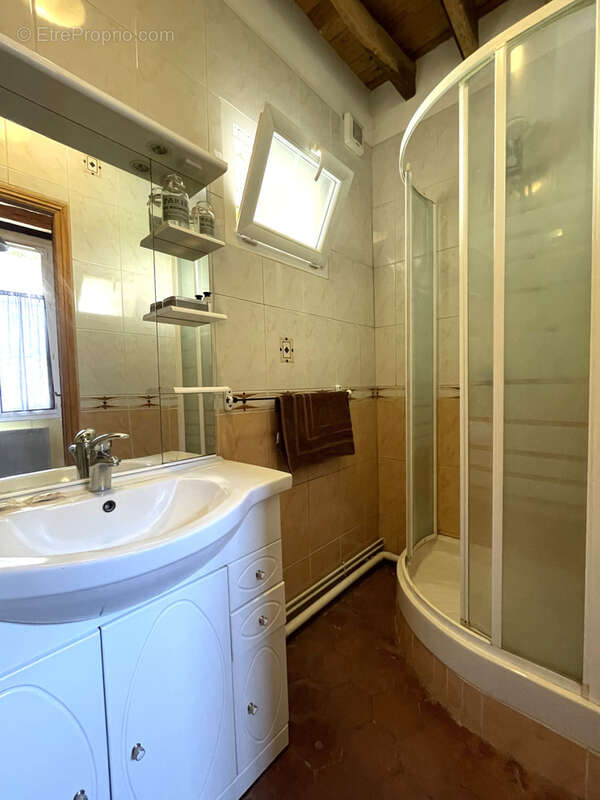 Maison à MONTREUIL-SUR-THERAIN