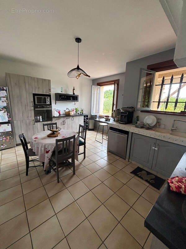 Maison à LA SAUVETAT-SUR-LEDE