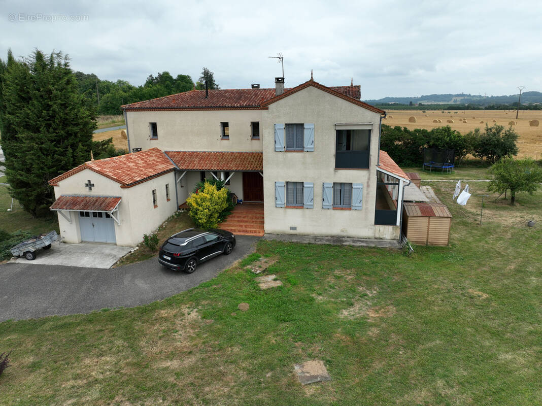 Maison à LA SAUVETAT-SUR-LEDE