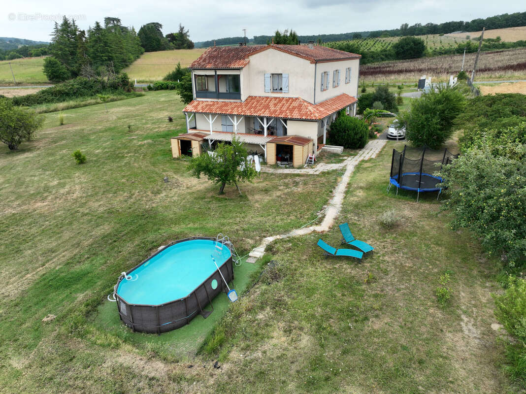 Maison à LA SAUVETAT-SUR-LEDE