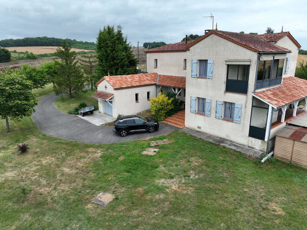 Maison à LA SAUVETAT-SUR-LEDE