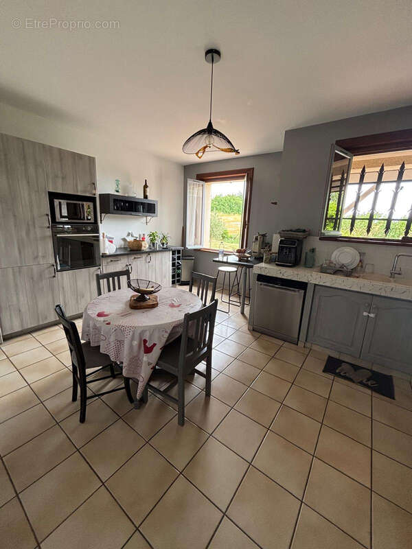 Maison à LA SAUVETAT-SUR-LEDE