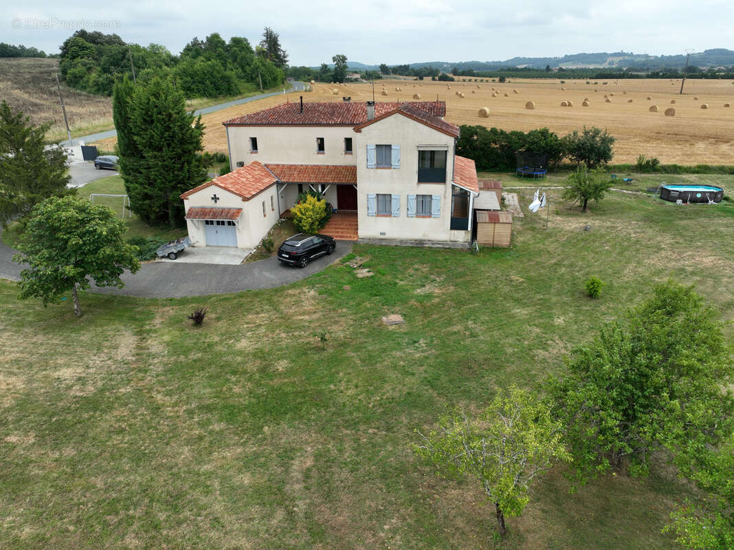Maison à LA SAUVETAT-SUR-LEDE