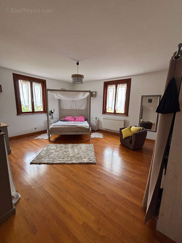 Maison à LA SAUVETAT-SUR-LEDE