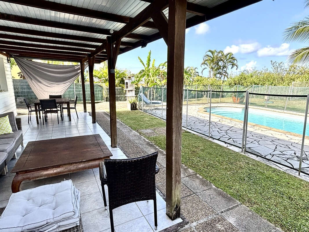 Maison à SAINTE-LUCE