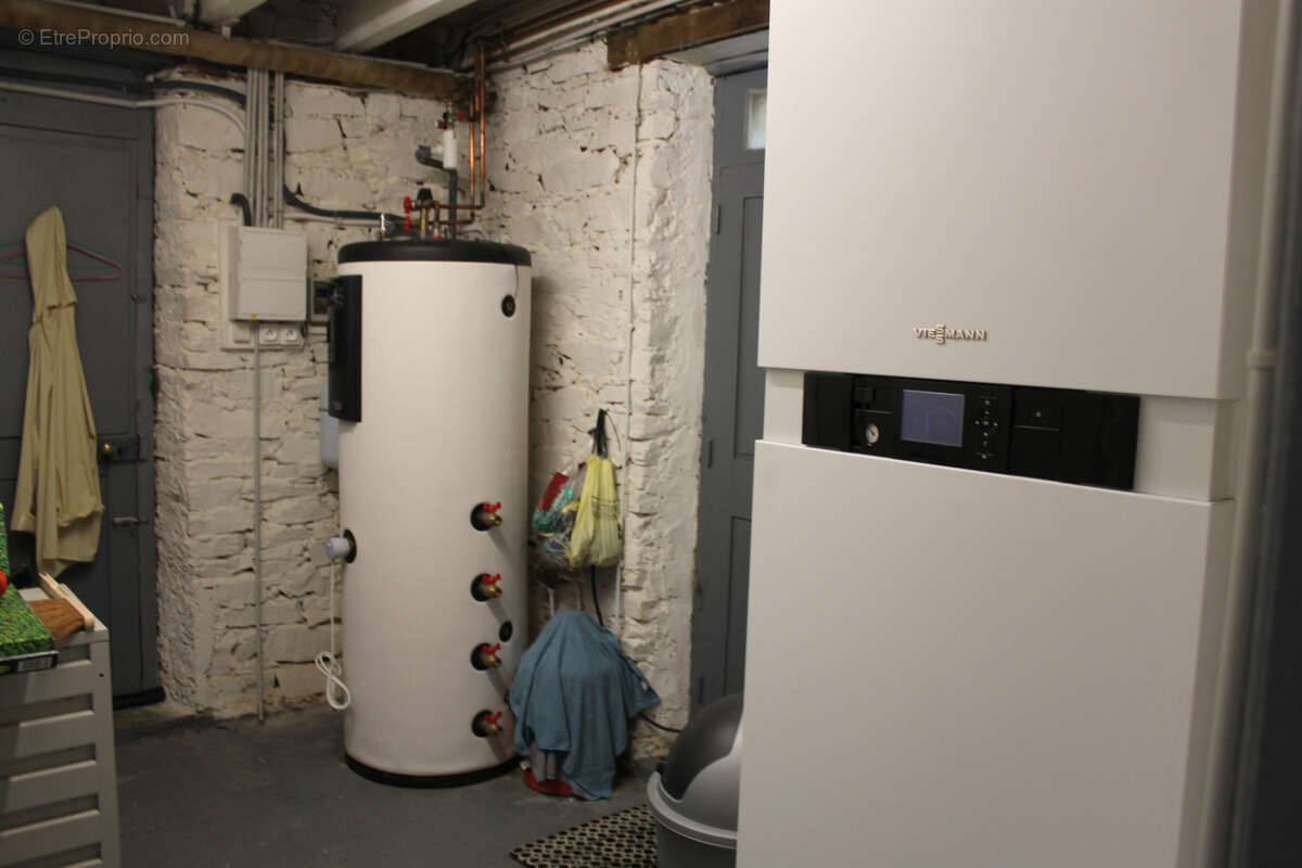 Maison à SAINT-PRIEST-LES-FOUGERES