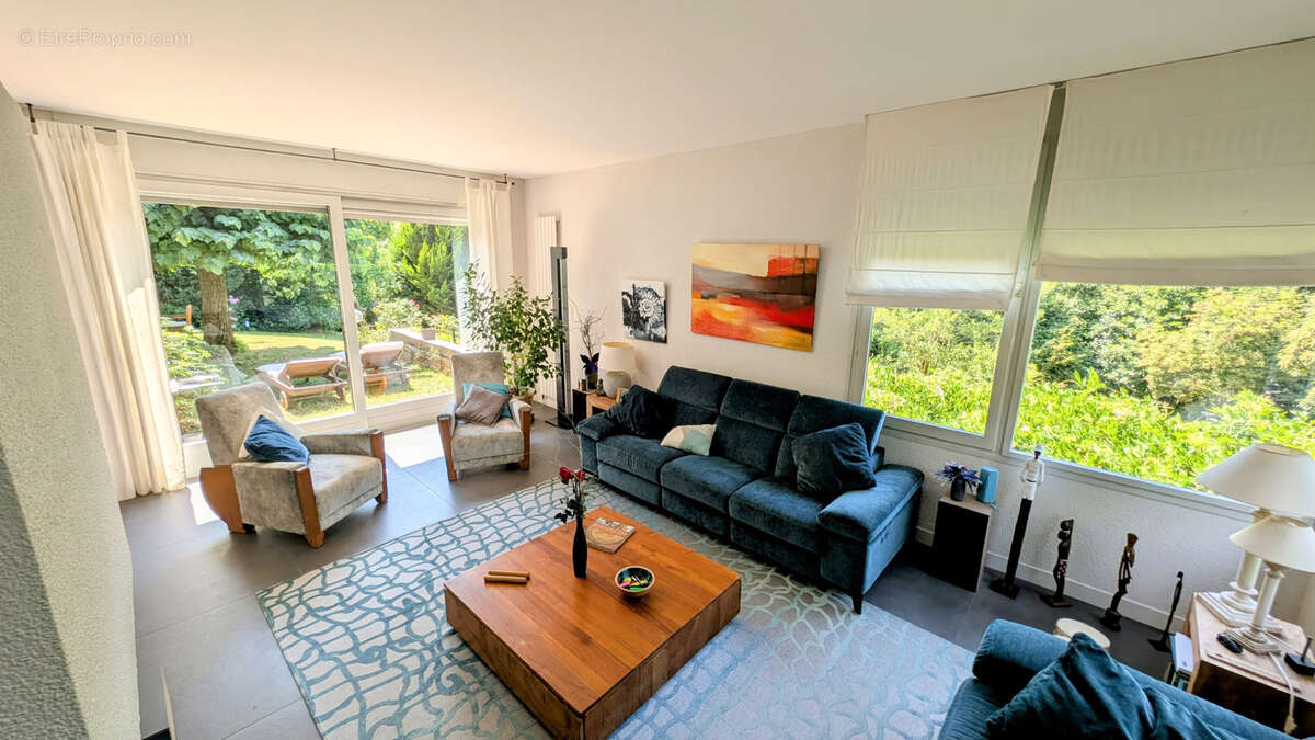 Maison à JACOB-BELLECOMBETTE