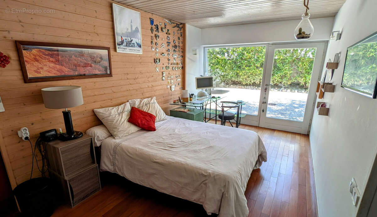 Maison à JACOB-BELLECOMBETTE