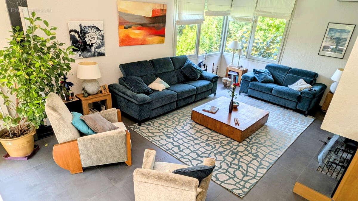 Maison à JACOB-BELLECOMBETTE