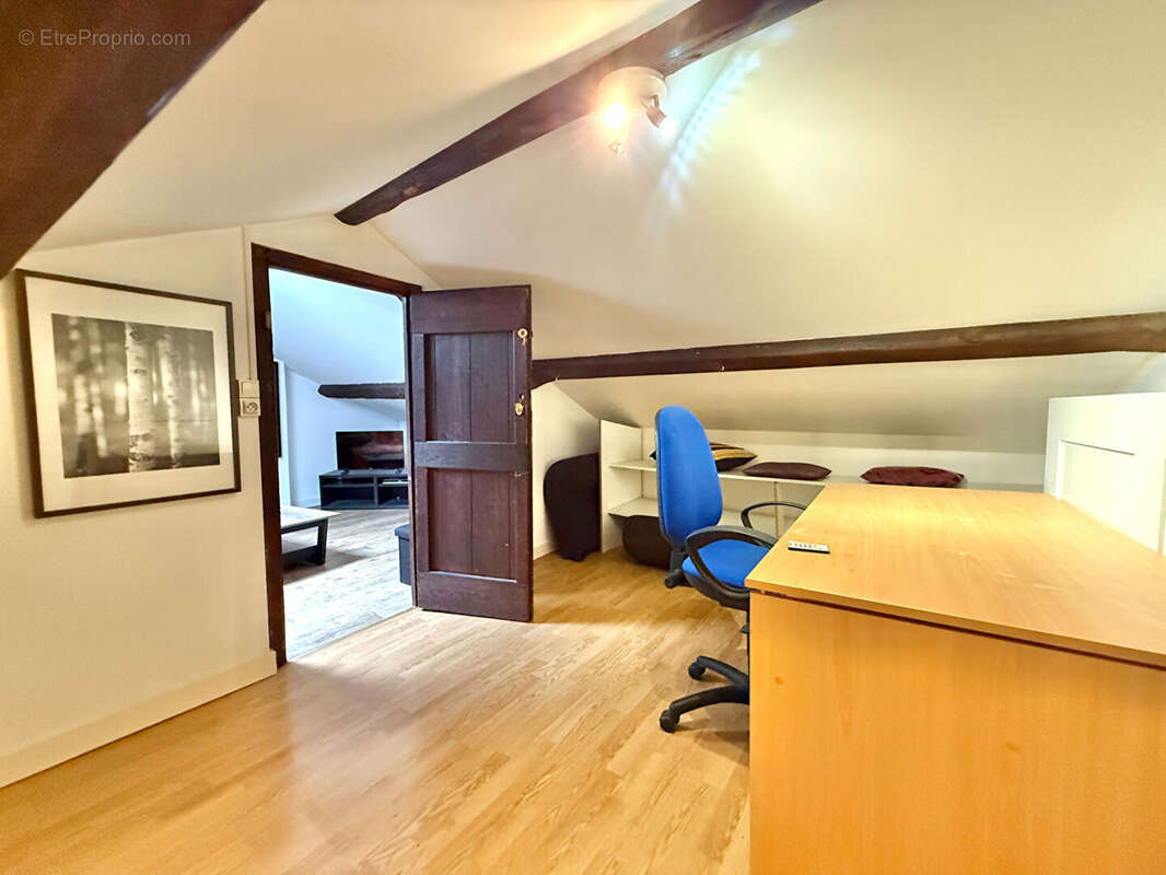 Appartement à THOISSEY