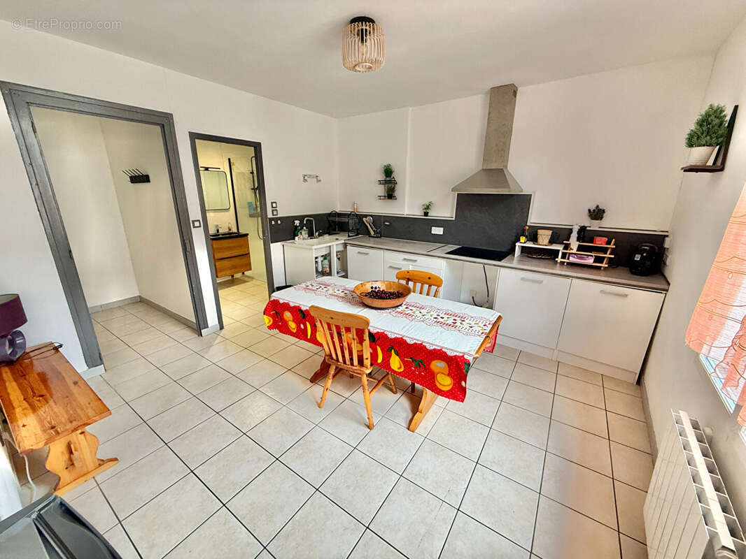 Appartement à THOISSEY