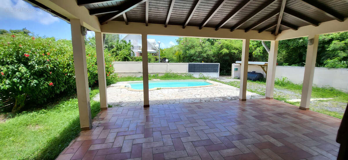 Maison à SAINT-FRANCOIS