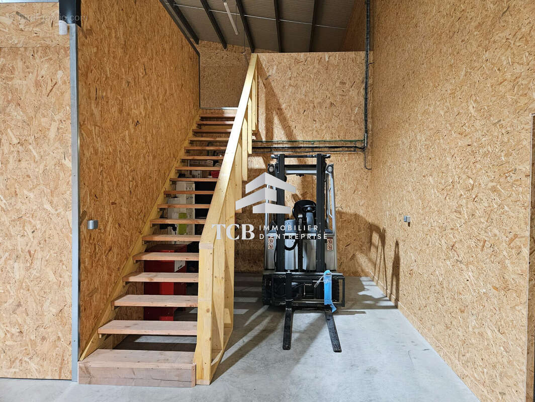 Commerce à CORDEMAIS