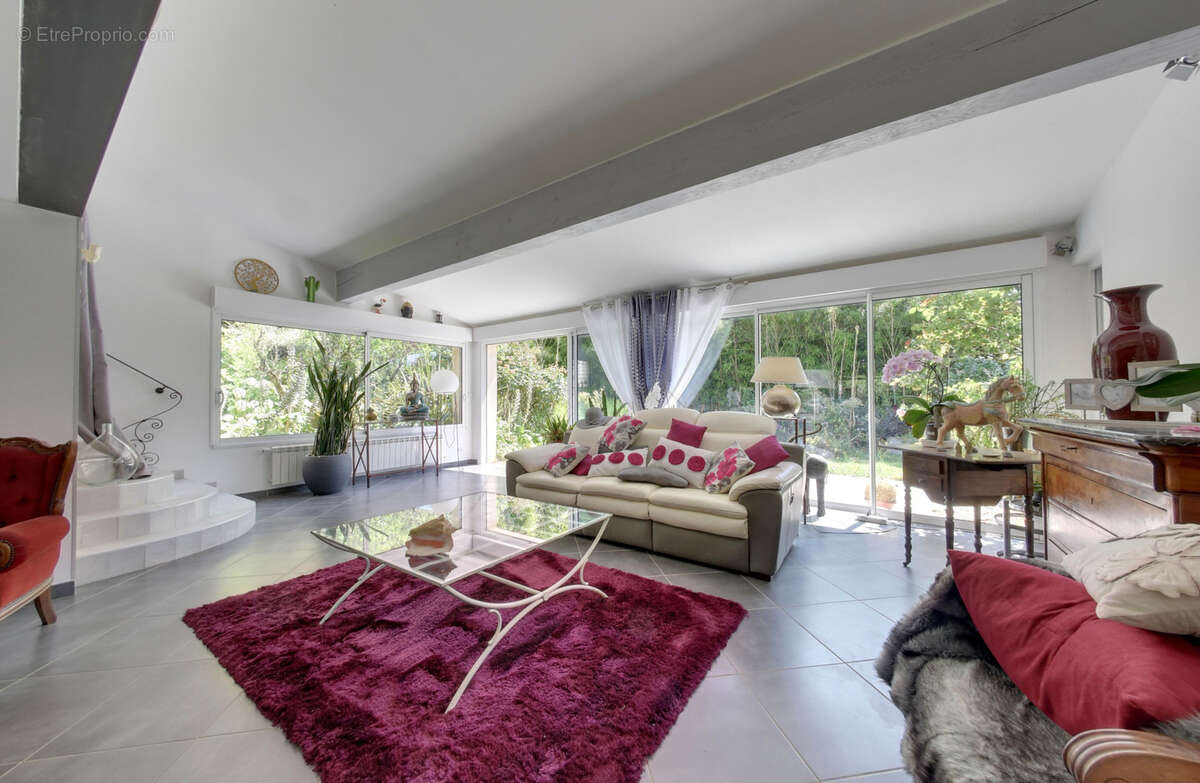 Maison à LORIOL-SUR-DROME