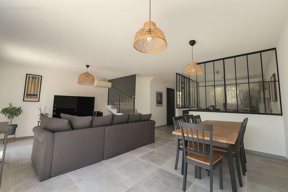 Maison à SIX-FOURS-LES-PLAGES