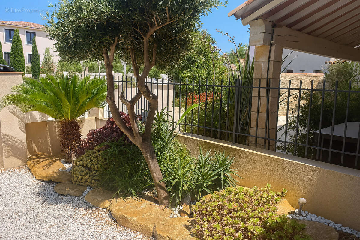 Maison à SIX-FOURS-LES-PLAGES