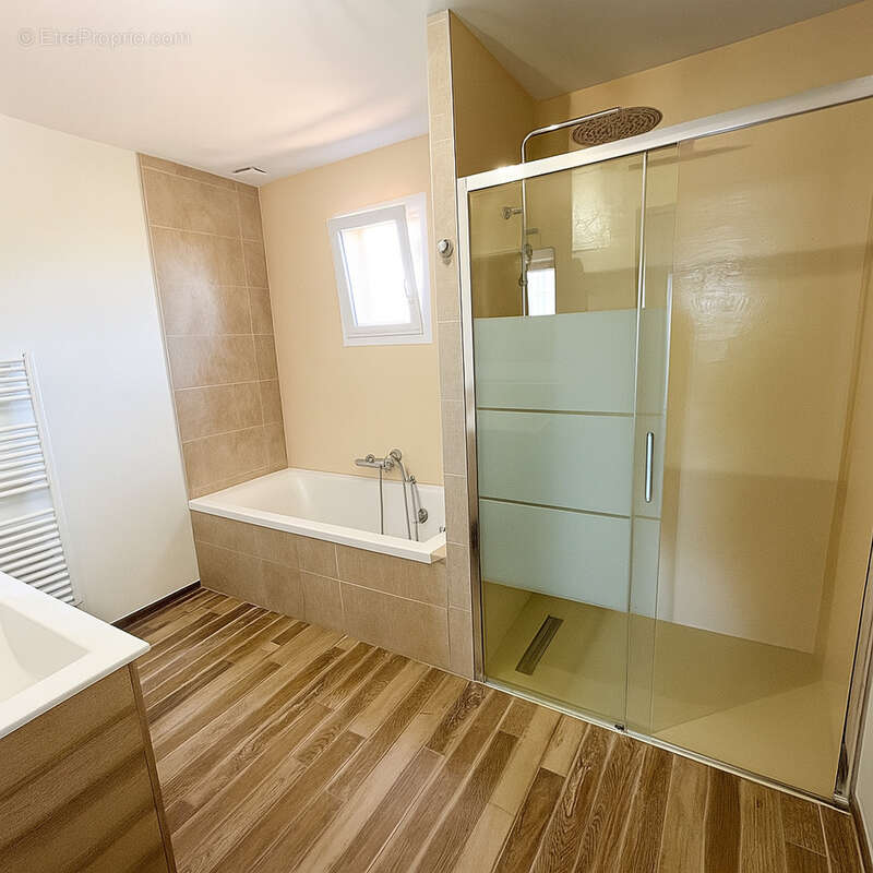 Maison à SIX-FOURS-LES-PLAGES