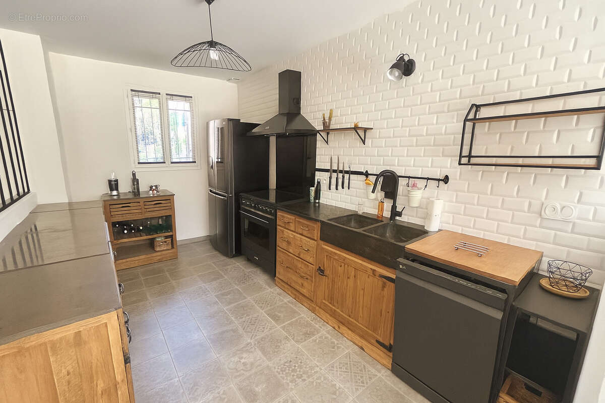 Maison à SIX-FOURS-LES-PLAGES