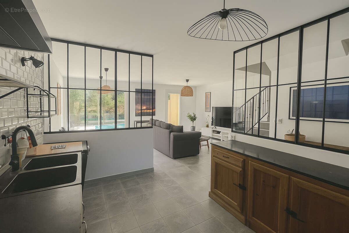 Maison à SIX-FOURS-LES-PLAGES