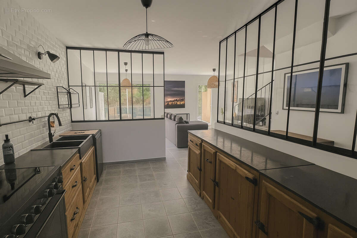 Maison à SIX-FOURS-LES-PLAGES