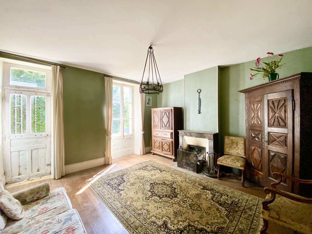 Maison à CHALAUTRE-LA-PETITE