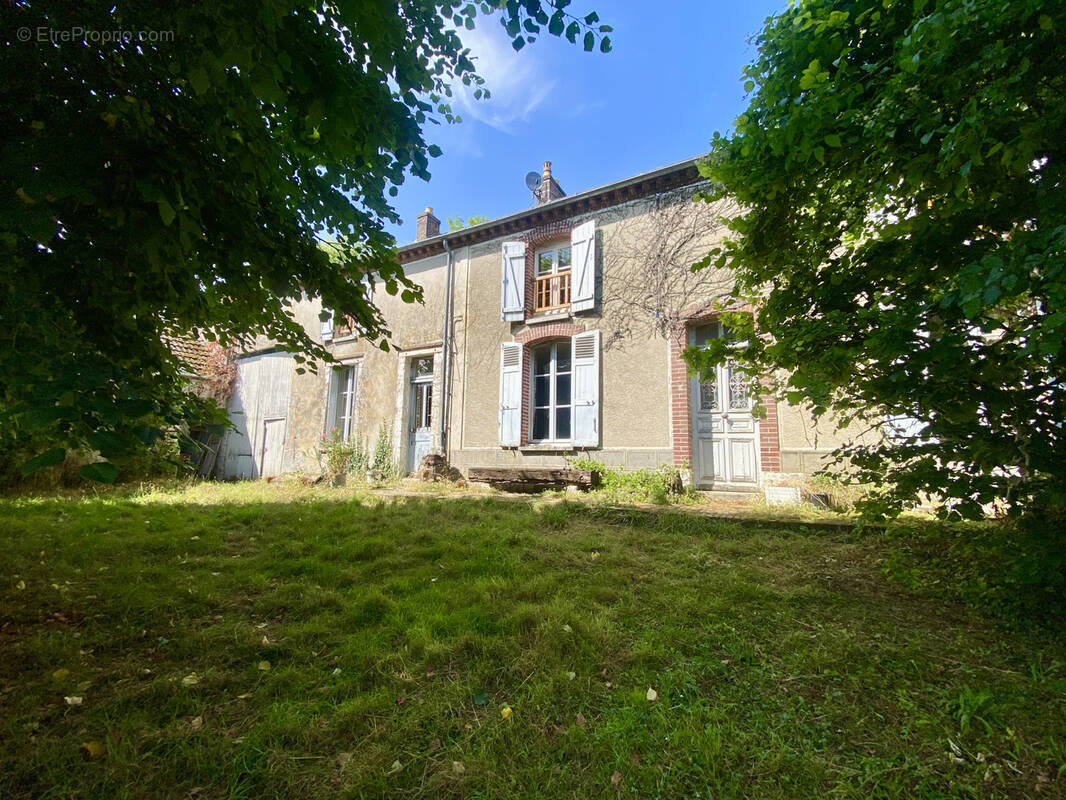 Maison à CHALAUTRE-LA-PETITE