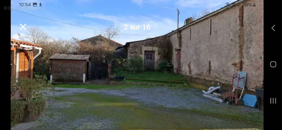 Maison à CHAVAGNES-LES-REDOUX