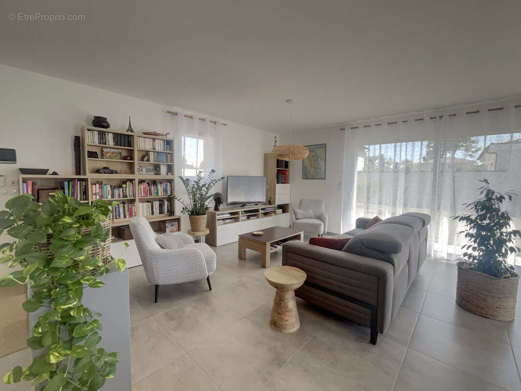 Maison à TOURNON-SUR-RHONE