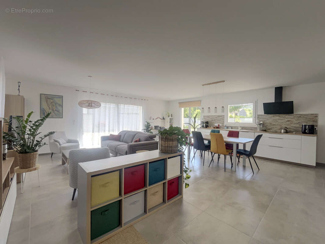 Maison à TOURNON-SUR-RHONE