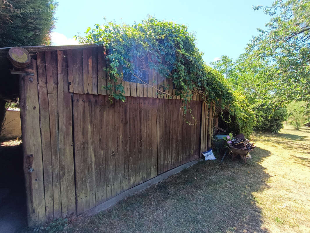 Maison à JUSSY-LE-CHAUDRIER