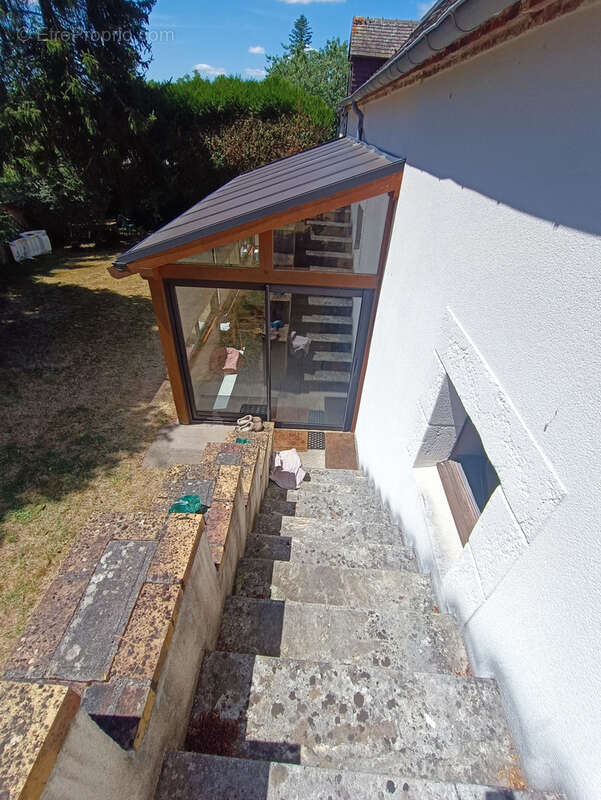 Maison à JUSSY-LE-CHAUDRIER