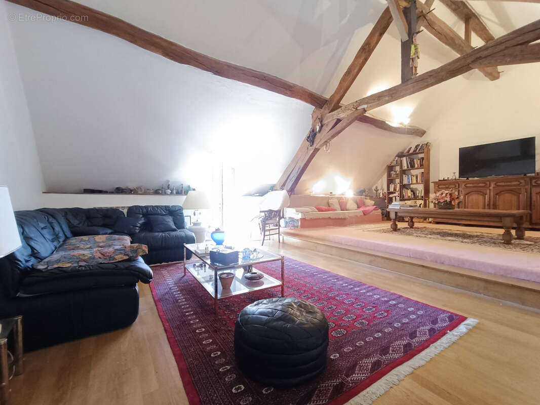 Maison à JUSSY-LE-CHAUDRIER