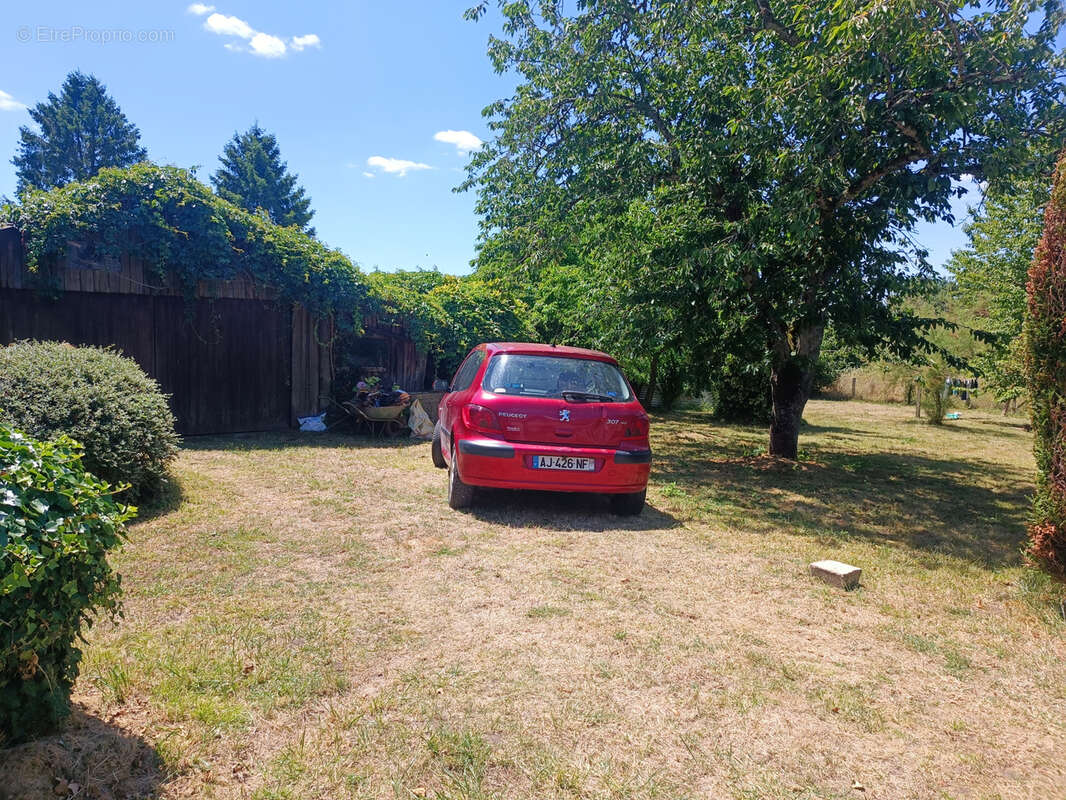 Maison à JUSSY-LE-CHAUDRIER