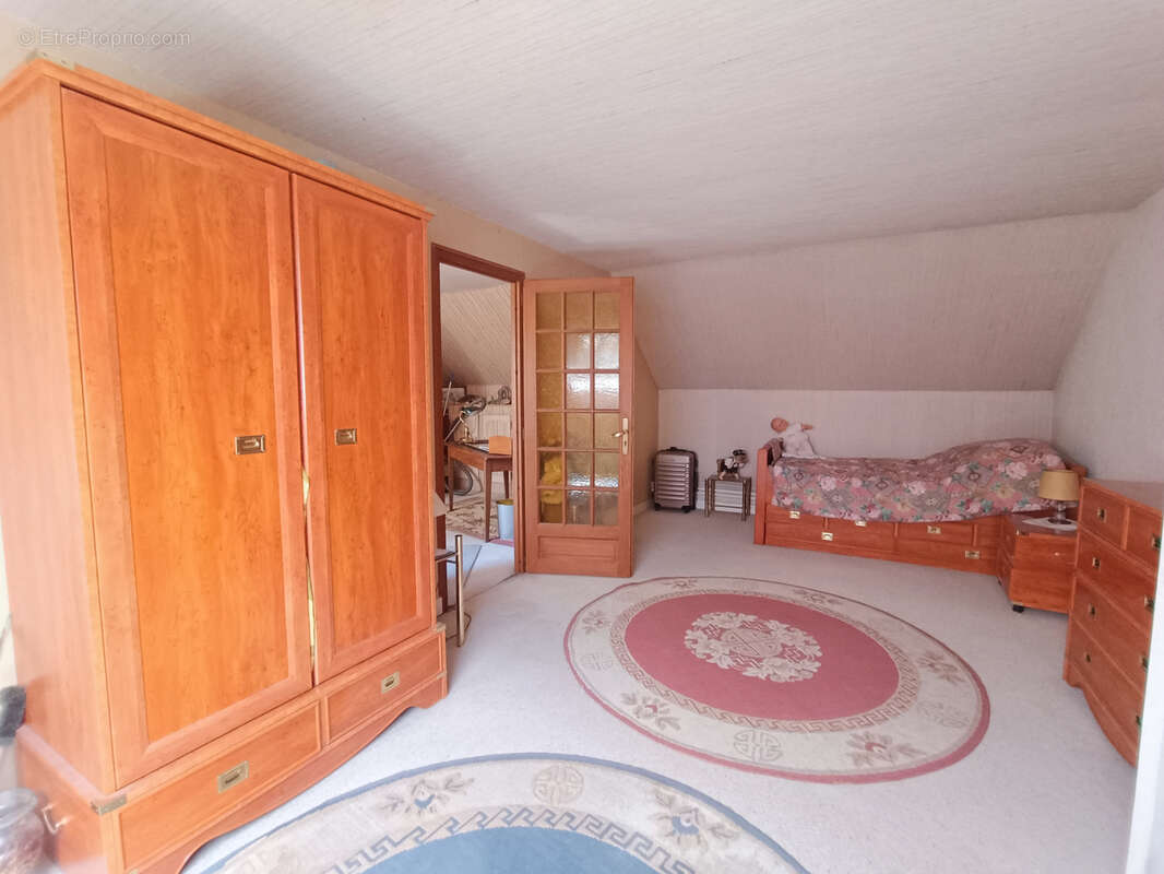 Maison à JUSSY-LE-CHAUDRIER