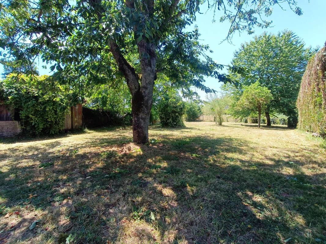 Maison à JUSSY-LE-CHAUDRIER